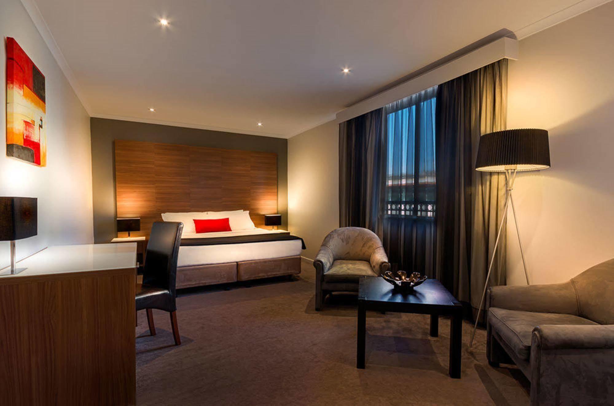 Crest On Barkly Serviced Apartments Мельбурн Экстерьер фото